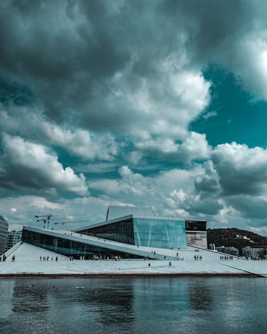 Día 13 — Gotemburgo → Oslo · 3:30 h · 290 km — Cena grupal en Oslo — Tobias Bjørkli (pexels)